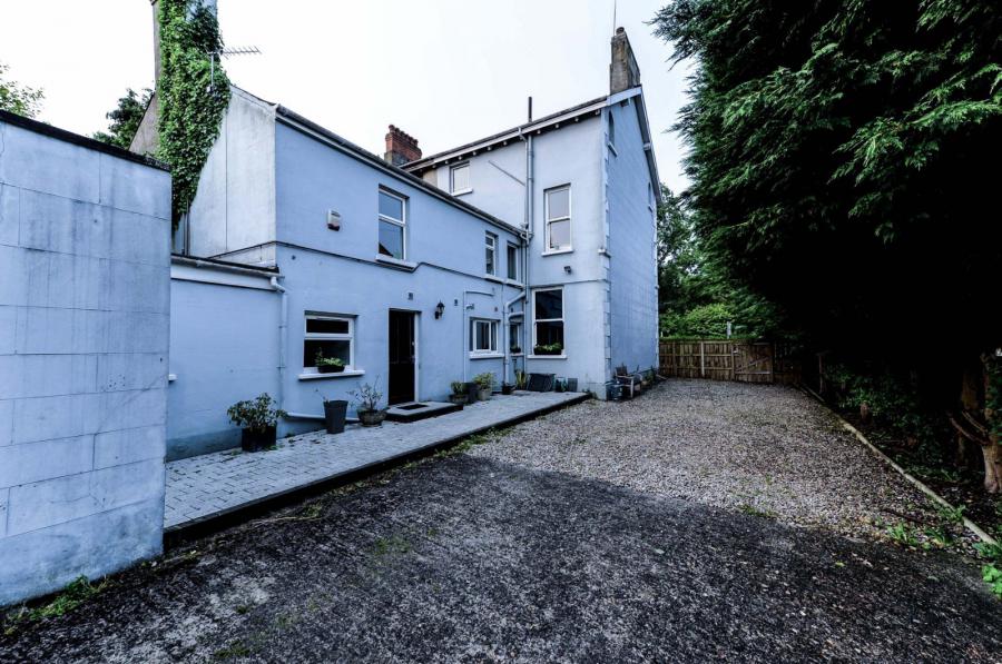 196 Upper Newtownards Road