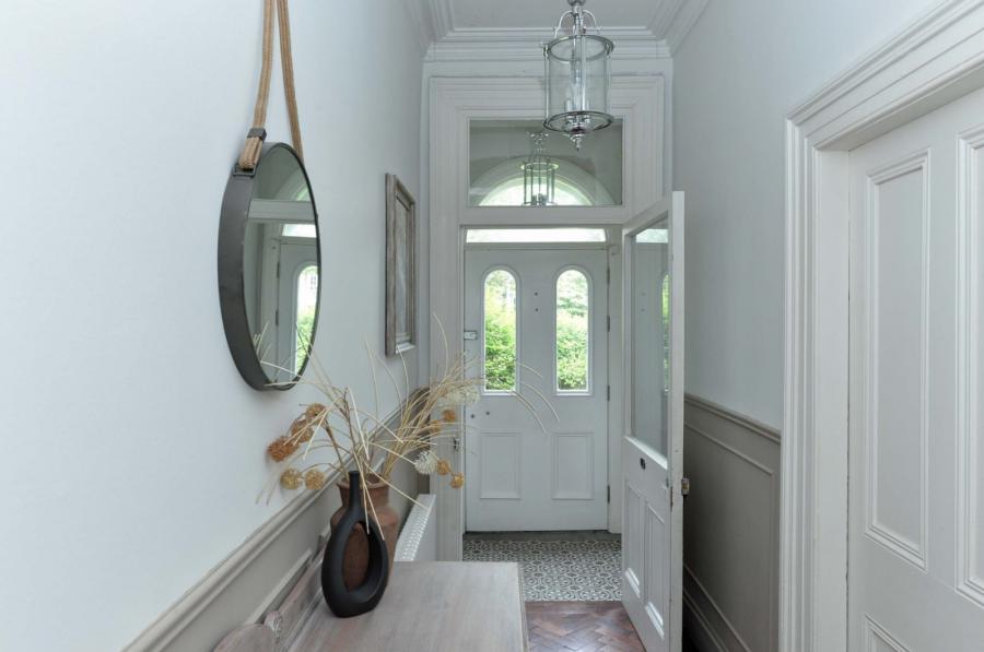 196 Upper Newtownards Road