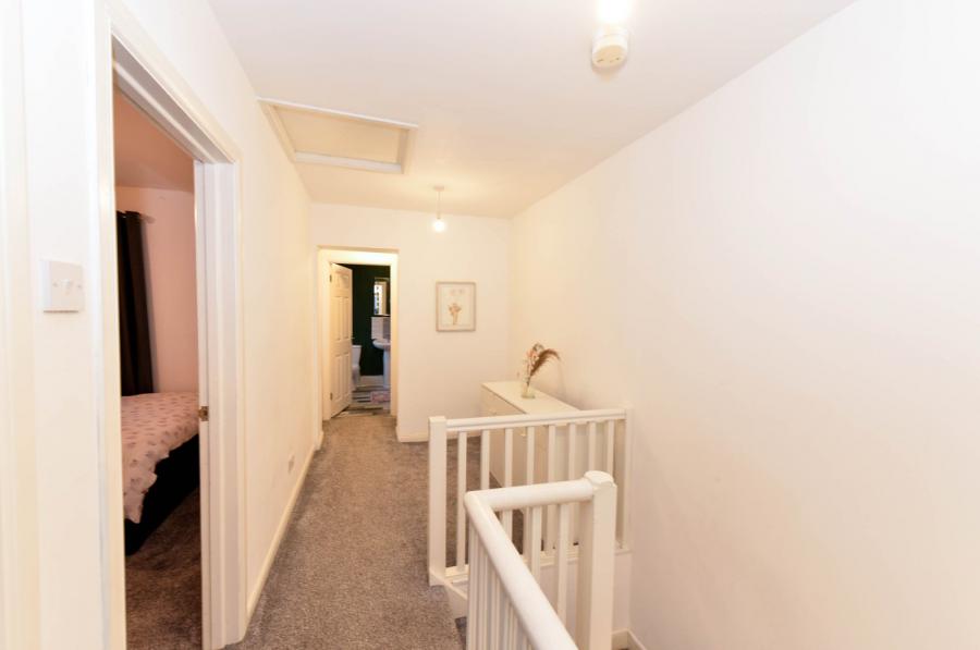 21 Connsbrook Avenue