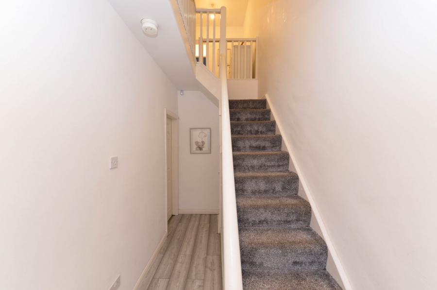 21 Connsbrook Avenue