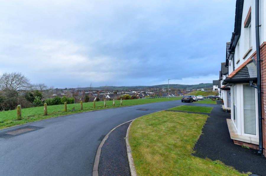 18 Coopers Mill Green