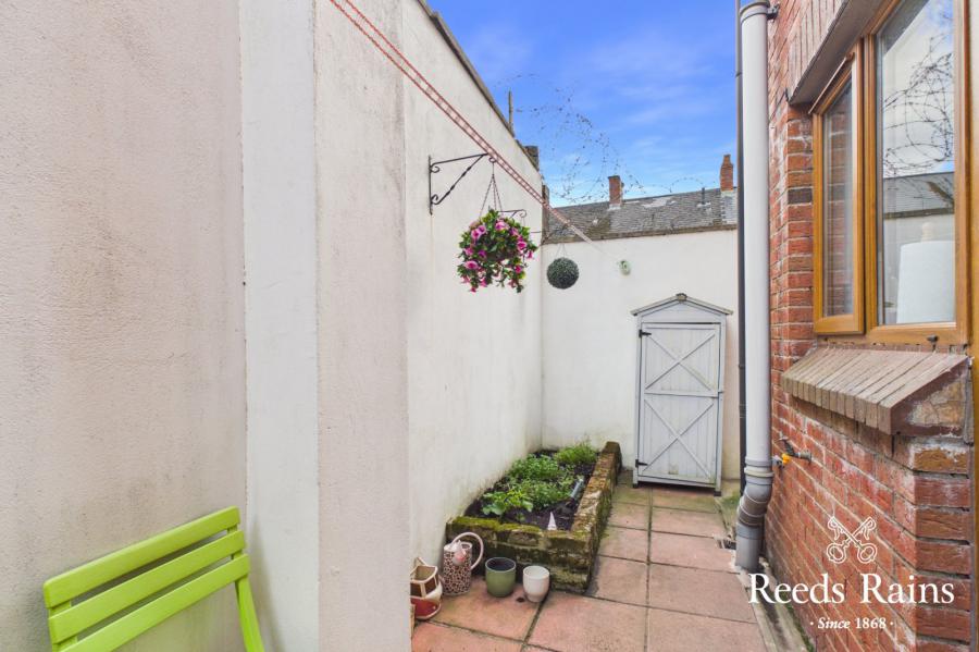 Flat 3 Millview Court, 351 Beersbridge Road