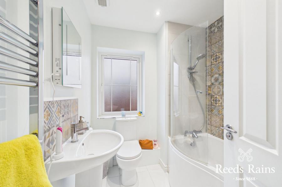 5 Millmount Village Gardens