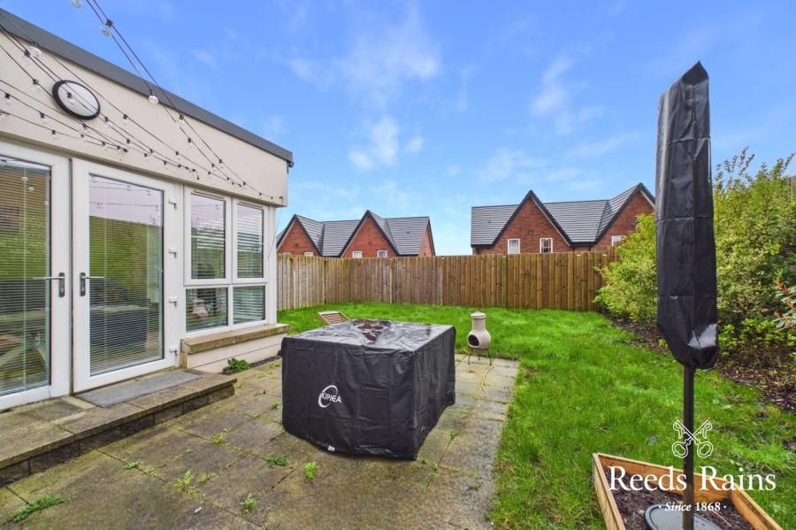 5 Millmount Village Gardens