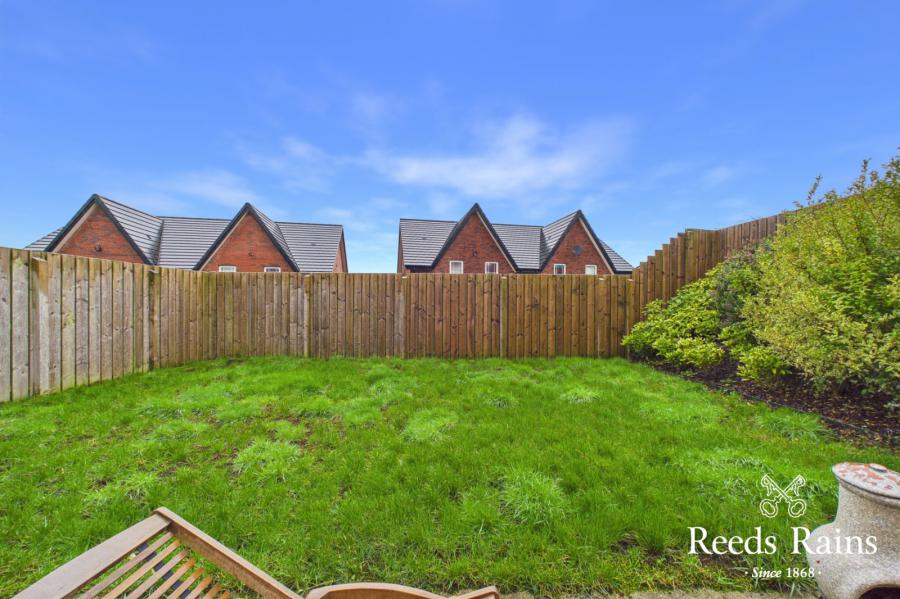 5 Millmount Village Gardens