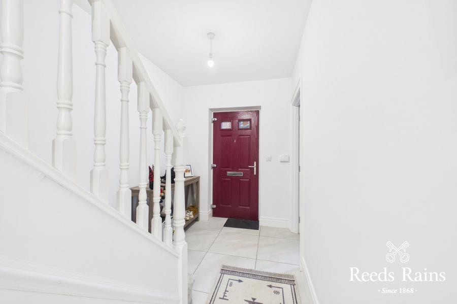 5 Millmount Village Gardens