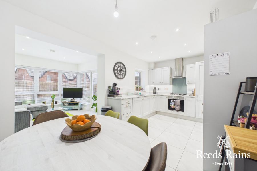 5 Millmount Village Gardens