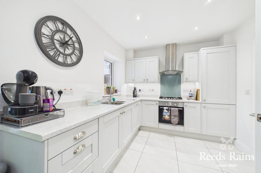 5 Millmount Village Gardens