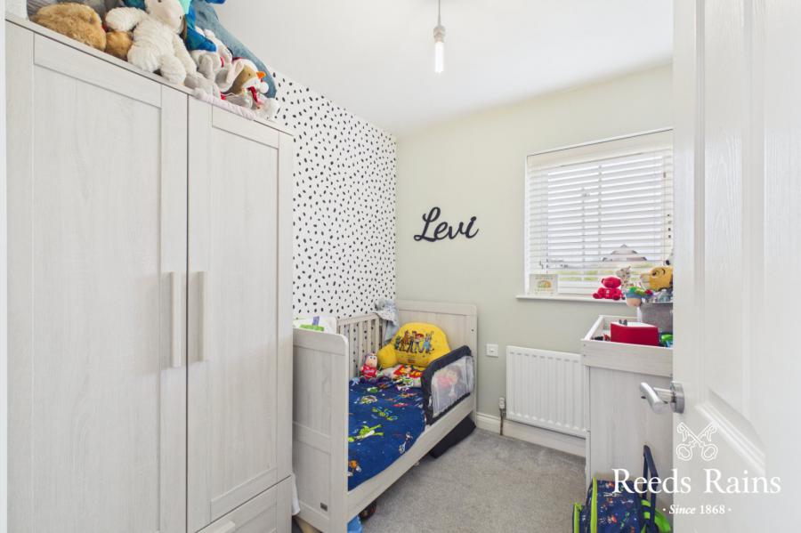 9 Coopers Mill Avenue