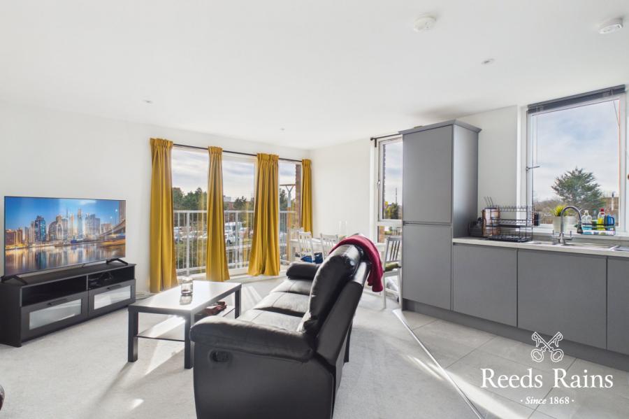 Apartment 8, 1D, Lewis Mews