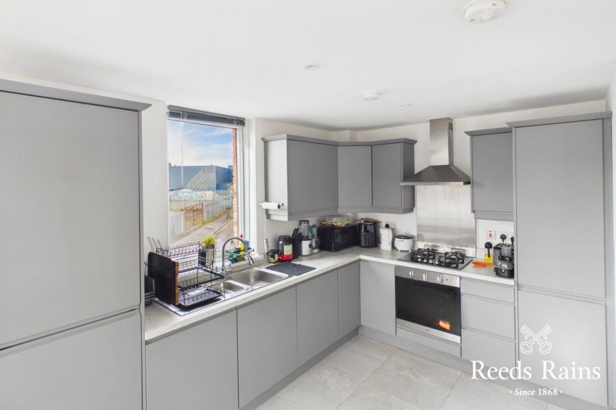 Apartment 8, 1D, Lewis Mews