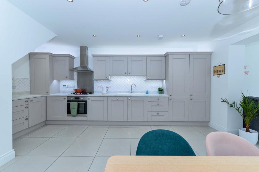 7 Millmount Village Drive