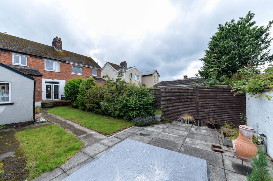 8 Mount Merrion Gardens