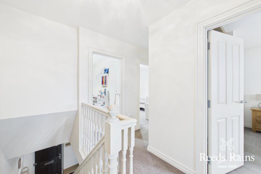 3 Millmount Village Close