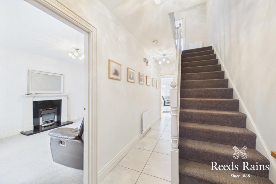 3 Millmount Village Close