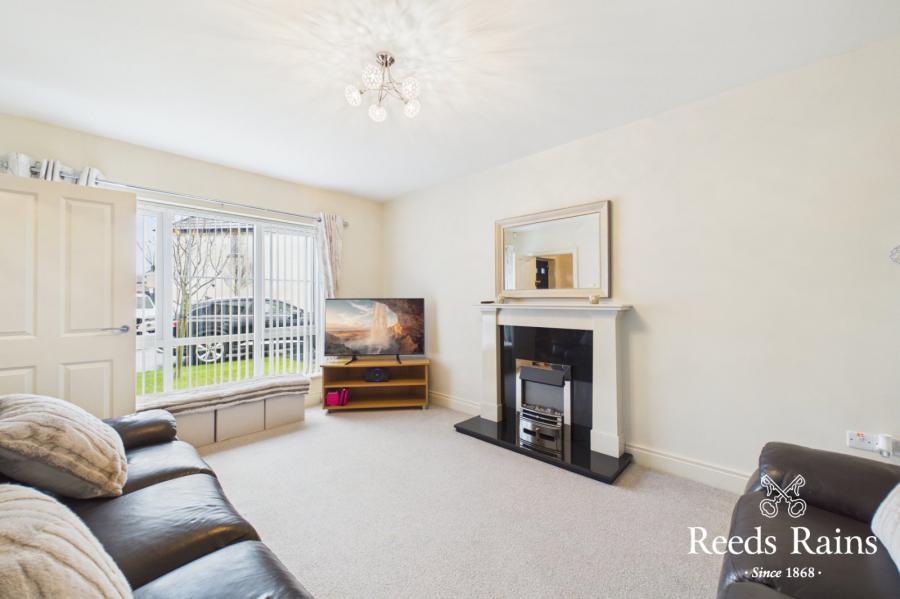 3 Millmount Village Close