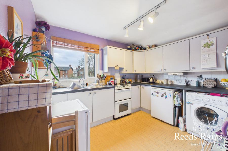 31C, Wandsworth Road