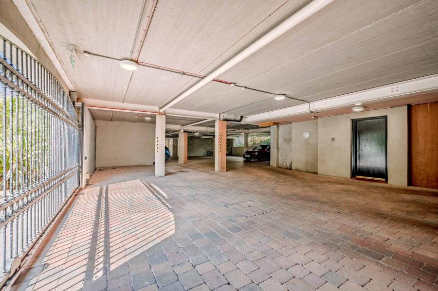 Apartment 6, 14 Burghley Mews