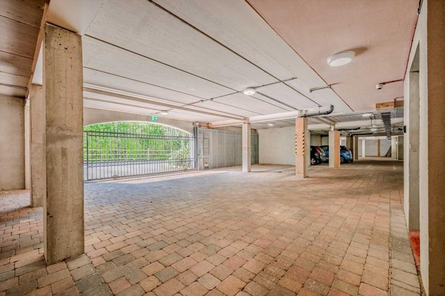 Apartment 6, 14 Burghley Mews