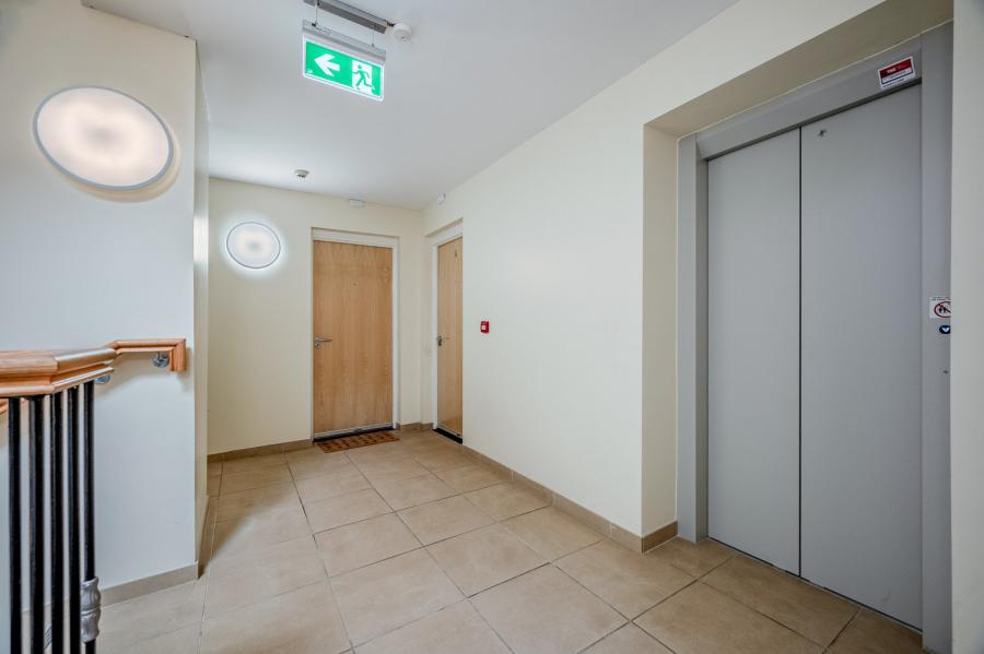 Apartment 6, 14 Burghley Mews