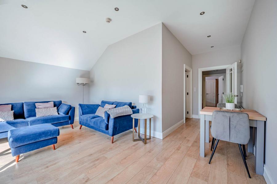 Apartment 6, 14 Burghley Mews