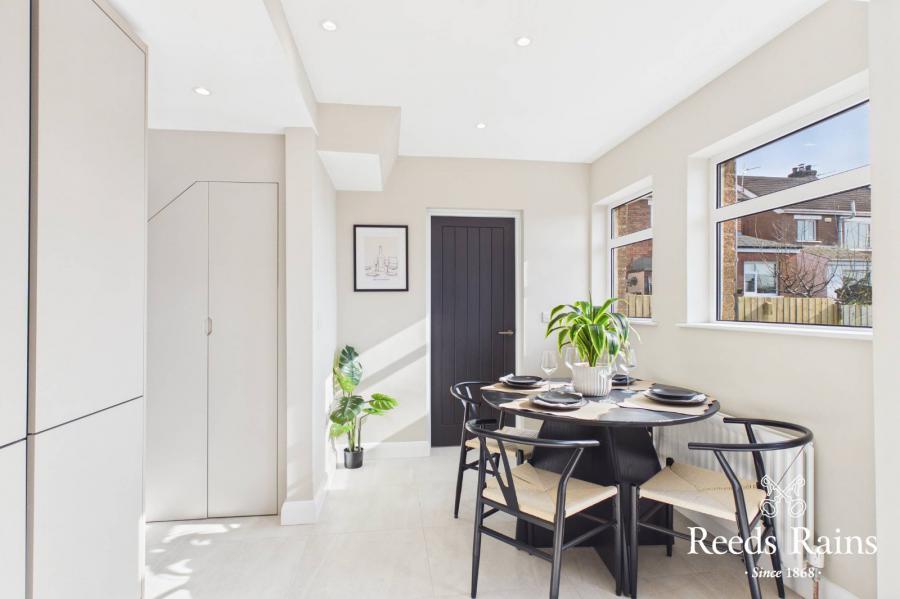 2 Bloomfield Park West