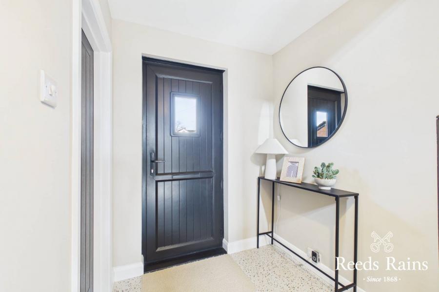 2 Bloomfield Park West