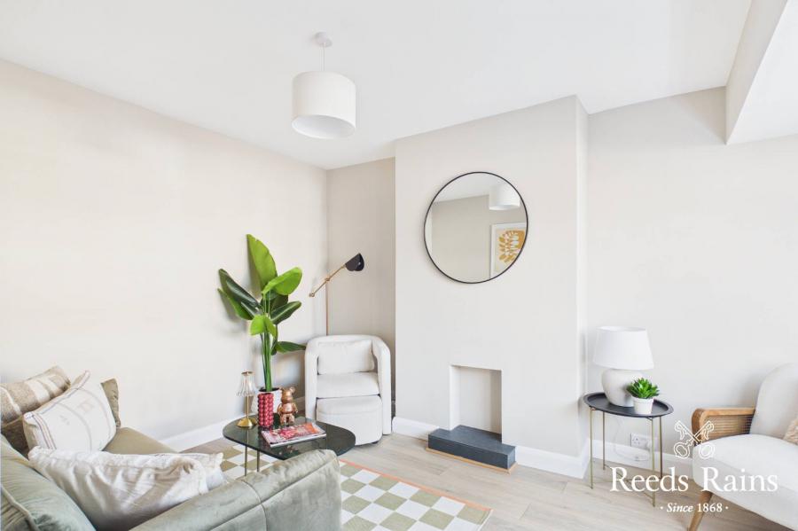 2 Bloomfield Park West