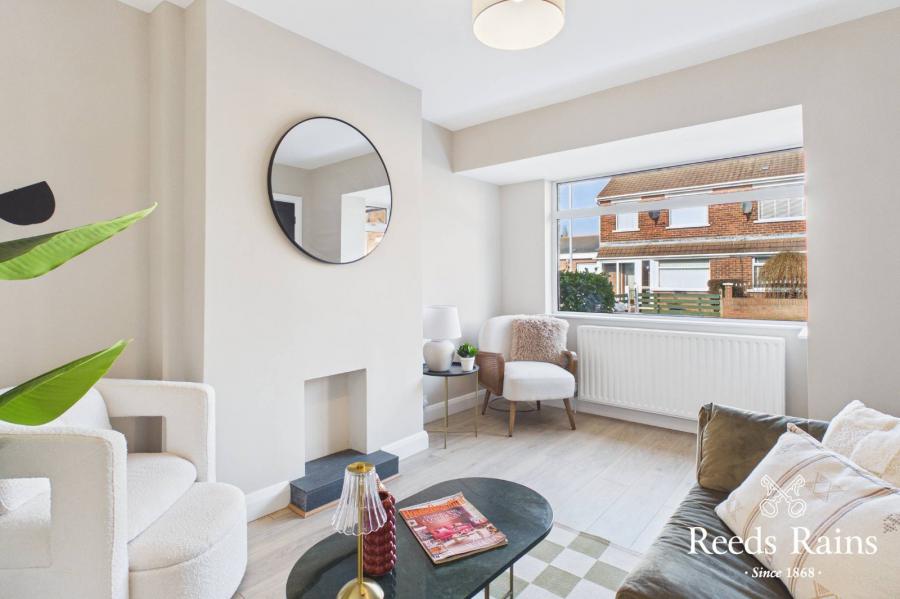 2 Bloomfield Park West