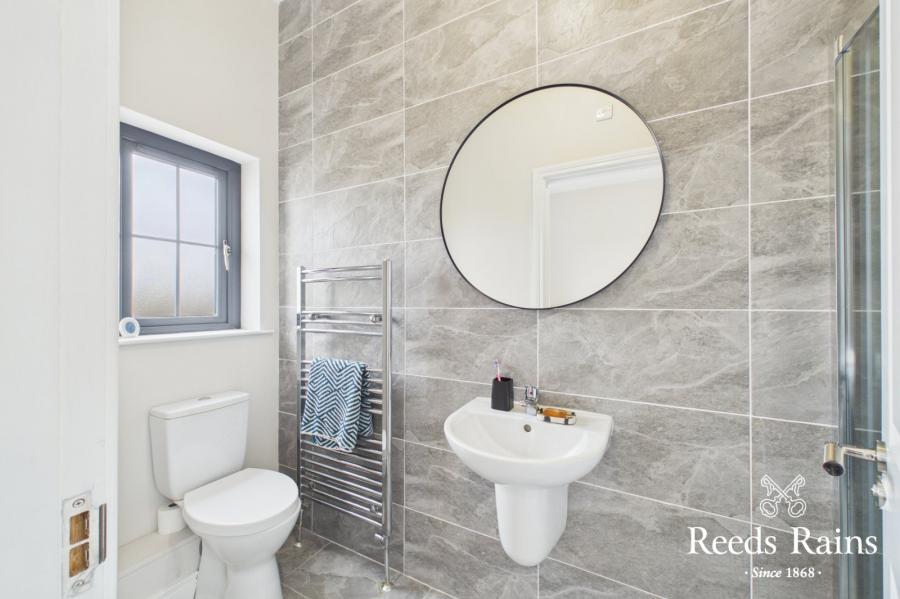 11 Little Enler Green