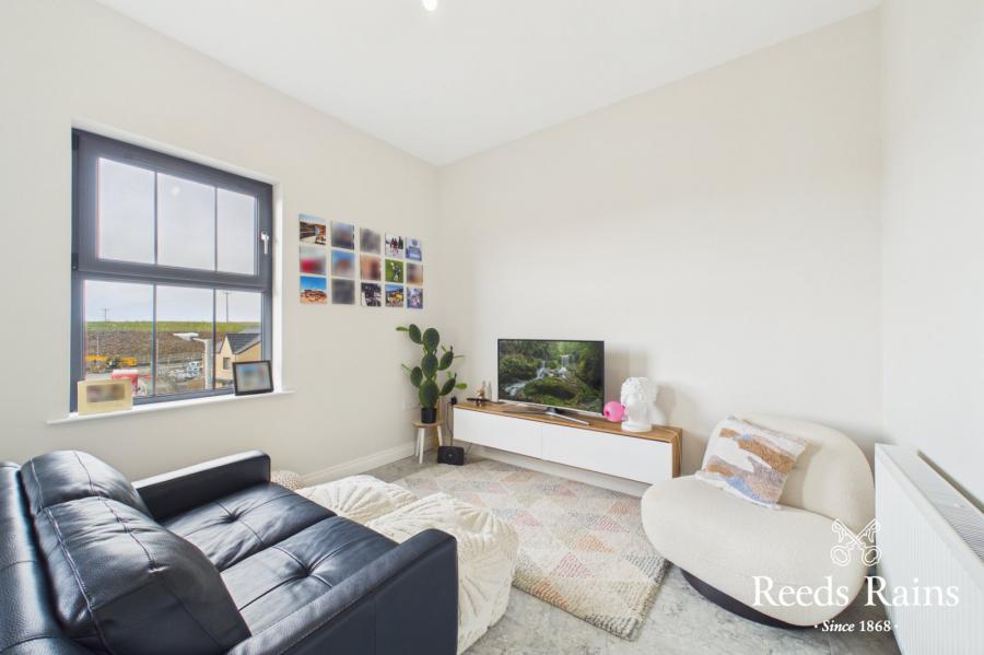 11 Little Enler Green