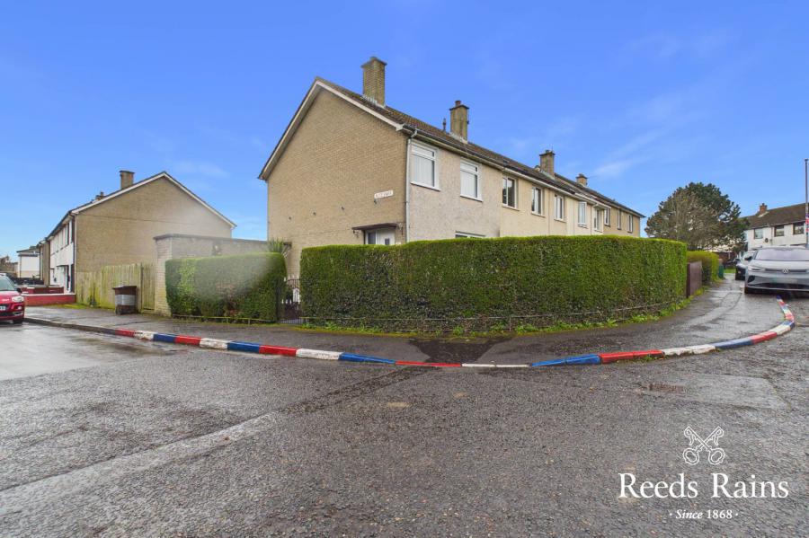 1 Bute Park, Dundonald, Belfast, BT16 2NU