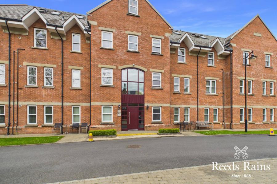 Apartment 17 Sandown Manor, 84A Sandown Road