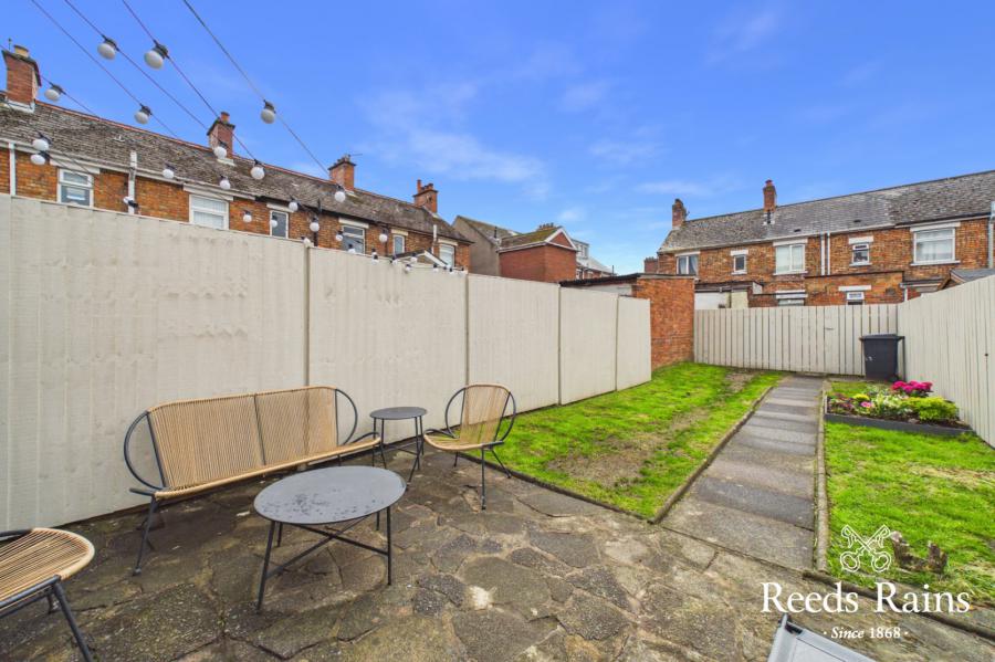 70 Larkfield Road