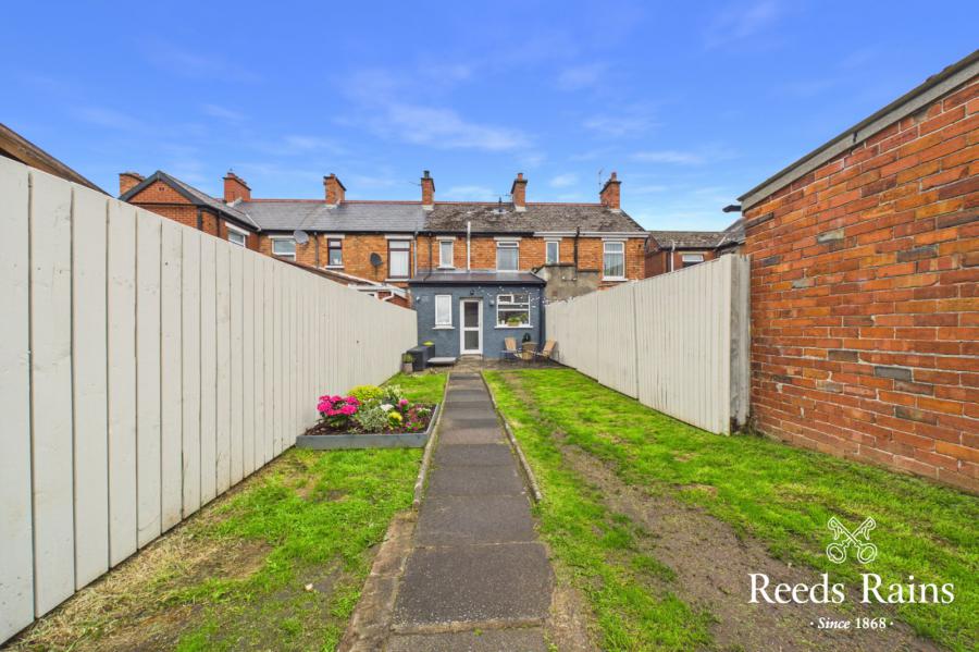 70 Larkfield Road