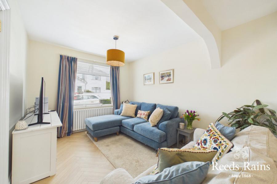 70 Larkfield Road