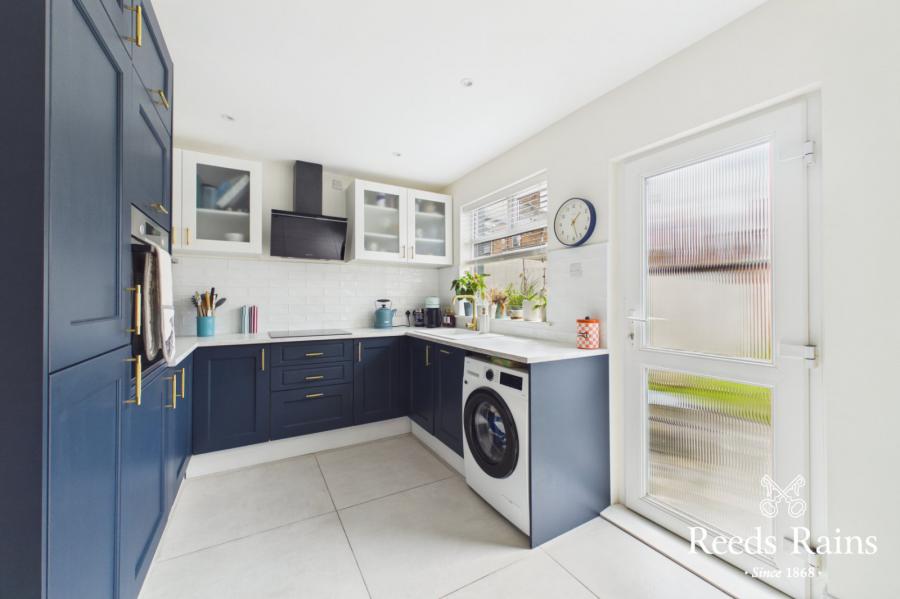 70 Larkfield Road