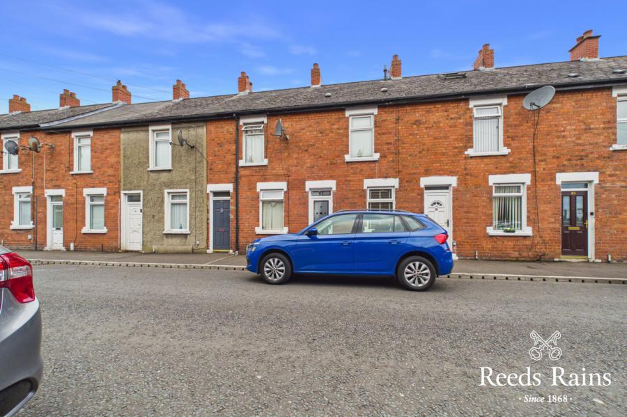 87 Avoniel Road