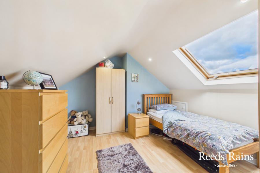 32 Orangefield Drive