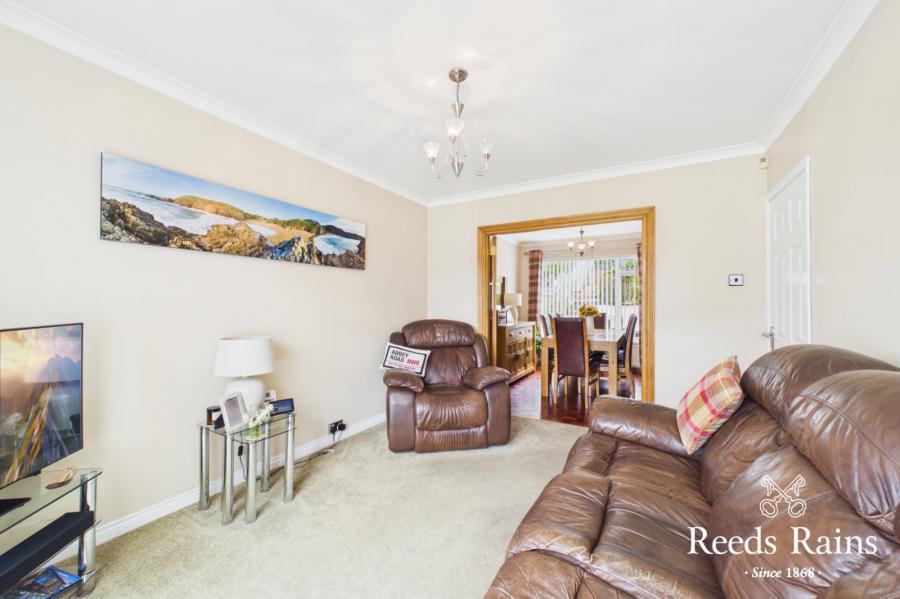 32 Orangefield Drive