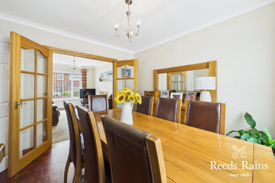 32 Orangefield Drive