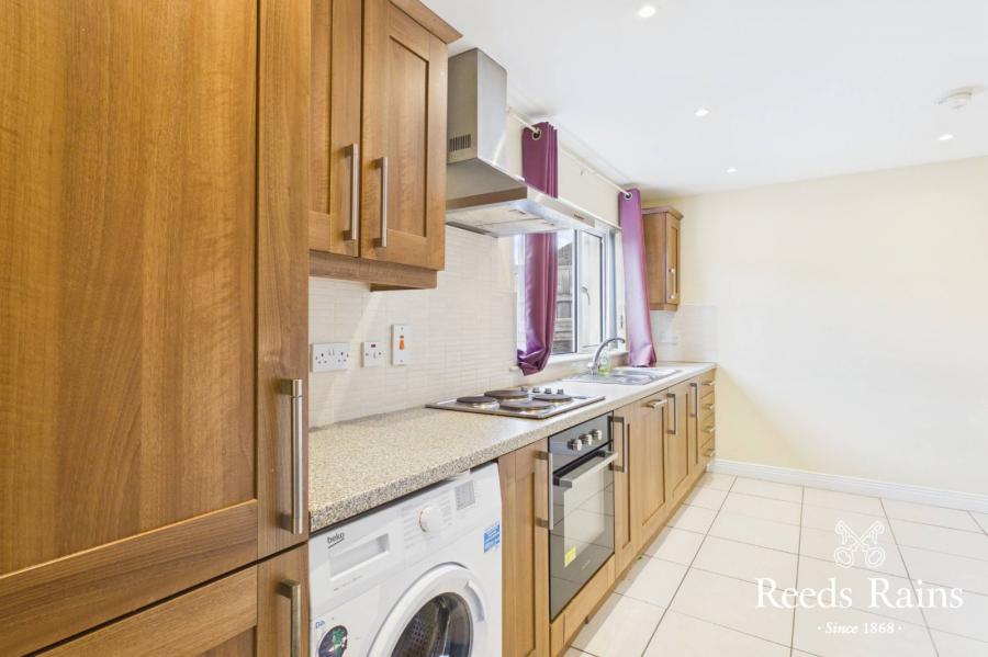 35 Dunraven Crescent