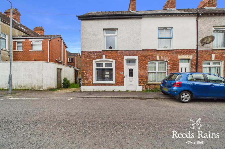 25 Hillview Avenue, Belfast, County Antrim, BT5 6JR