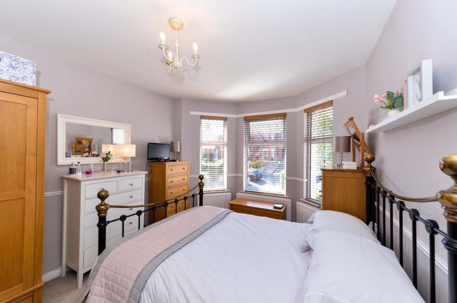 56 Knockvale Park