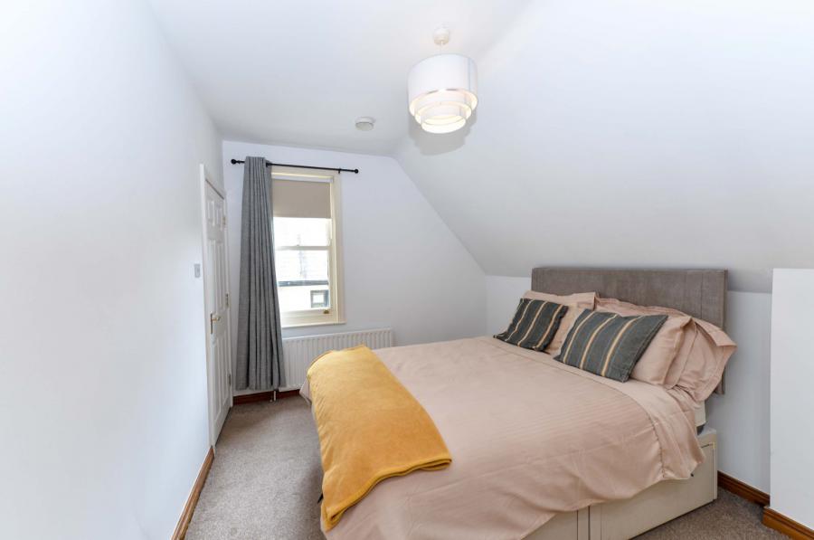 Apartment 17 Sandown Court, 82 Sandown Road