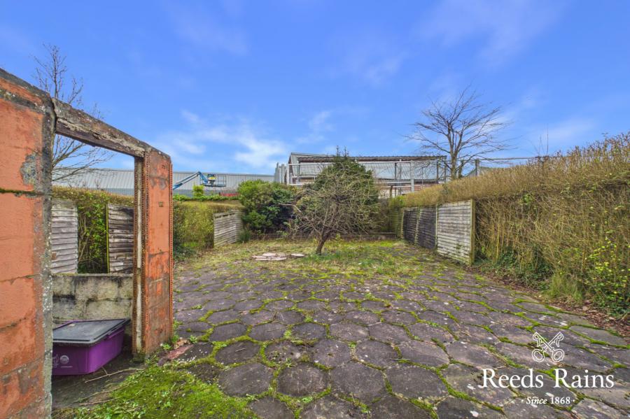 94 Orangefield Crescent