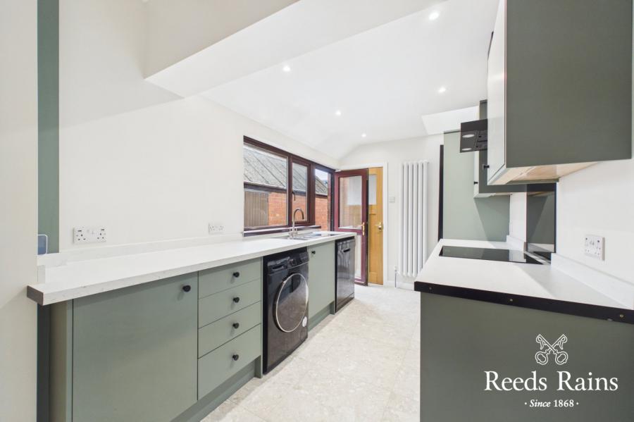 94 Orangefield Crescent