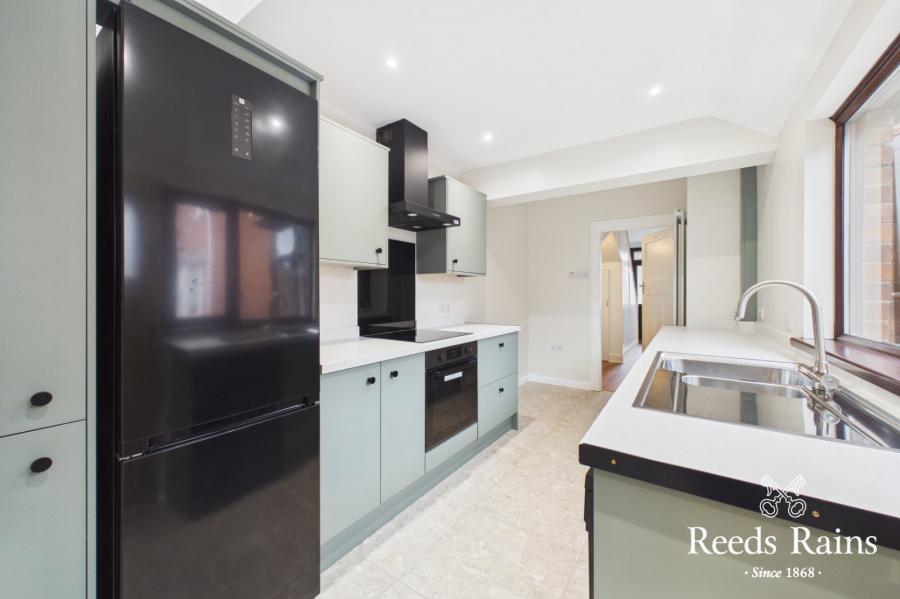 94 Orangefield Crescent