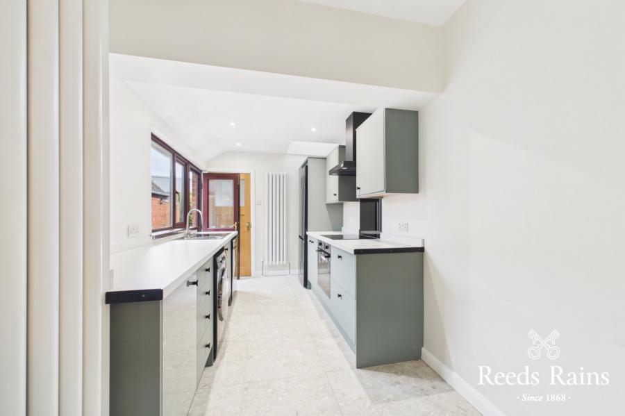 94 Orangefield Crescent