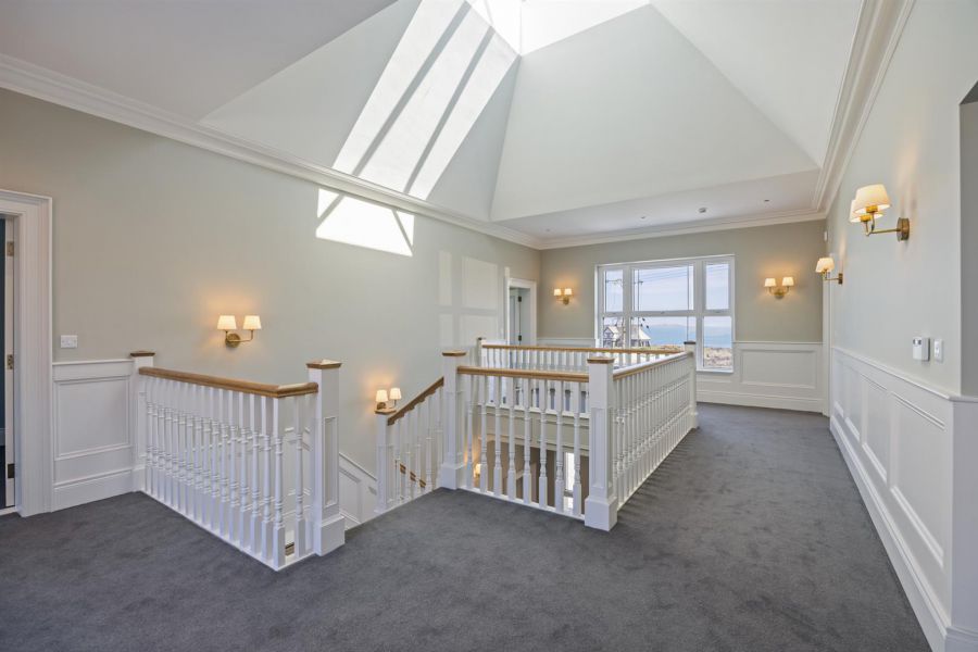 Lisnarede House, 170C Warren Road